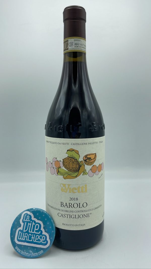 Vietti - Barolo Castiglione produced by blending different vineyards divided among the various 11 communes of the Barolo appellation.