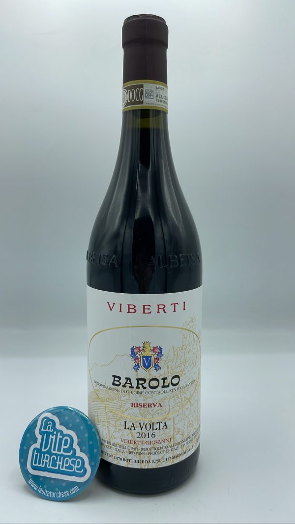 Giovanni Viberti – Barolo La Volta Riserva prodotto nella vigna singola situata a Barolo, prodotto solo in versione riserva, invecchiato per 46 mesi.