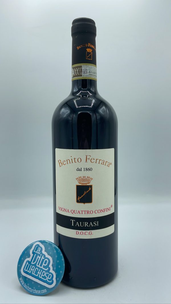 Benito Ferrara - Taurasi Vigna Quattro Confini prodotto con uva Aglianico a 700 metri di altitudine, invecchiato per 30 mesi in barrique.