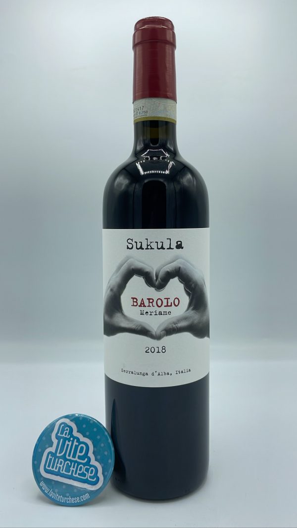 Sukula - Barolo Meriame produced in the vineyard of the same name in Serralunga, facing southwest, ages in tonneaux for 24 months. 1 hectare vineyard.
