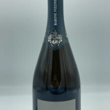 Barone Pizzini – Tesi Tre Extra Brut Barone Pizzini – Tesi Tre Extra Brut prodotto in Franciacorta principalmente con l'antico vitigno autoctono Erbamat e Chardonnay e Pinot Nero.