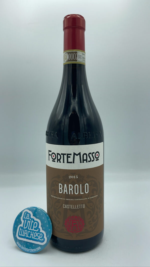 Fortemasso - Barolo Castelletto prodotto nell'omonima vigna situata a Monforte d'Alba, invecchiato per 30 mesi in barrique e botte grande.