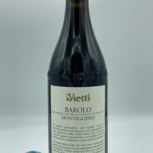 Vietti – Barolo Monvigliero prodotto nella rinomata vigna singola di Verduno, invecchiato per 24 mesi in botti di rovere. 5542 bottiglie prodotte.