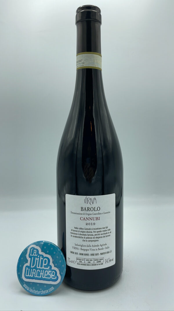 Virna – Barolo Cannubi – 2019 - back Virna – Barolo Cannubi prodotto nell'omonima vigna considerata per storia e posizione la migliore di tutta l'area del Barolo. 7000 bottiglie.