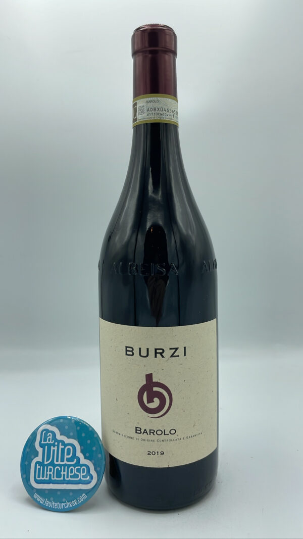 Burzi Alberto – Barolo DOCG prodotto con più vigne situate a La Morra, invecchiato per 24 mesi in botti grandi di rovere e due in bottiglia.