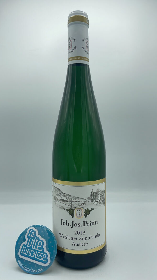 Joh Jos Prüm – Mosel Riesling Wehlener Sonnenuhr Auslese prodotto nell'omonima vigna considerato il Gran Cru migliore in Mosella.