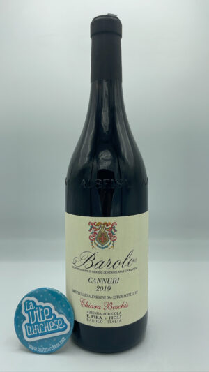 Chiara Boschis – Barolo Cannubi prodotto nella vigna più importante di Barolo, viene affinato per 24 mesi in grandi botti di rovere.