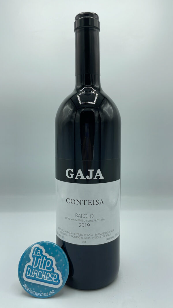 Gaja – Barolo Conteisa prodotto nella vigna singola " Cerequio" situata a La Morra, contesa in passato tra i paesi di Barolo e La Morra.