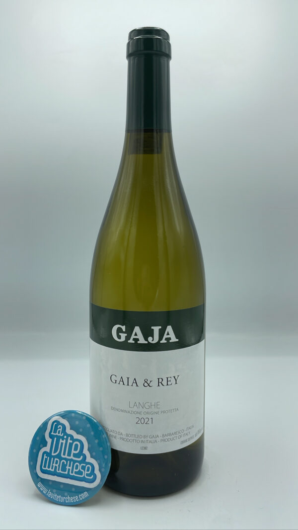 Gaja - Langhe Gaia & Rey first Chardonnay produced in Langa between the villages of Treiso and Serralunga d'Alba, vinified in wooden barrels for 8 months.