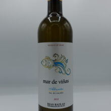 Adegas Gran Vinum - Mar de Viñas Albariño -202JPG Adegas Gran Vinum - Mar de Viñas Albariño produced in Rias Baixa in spain with vineyards facing the Atlantic Ocean. Vinified in steel.