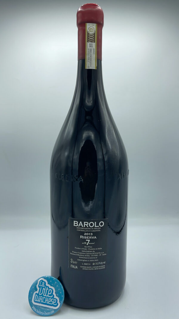 Franco Conterno – Barolo Riserva 7 Anni prodotto solamente nelle migliori annate, la 2013 è in versione 3 litri. Invecchiato per 6 anni in botte e 1 anno in bottiglia.