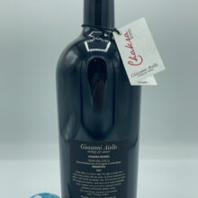 Giovanni Aiello - Chakra Rosso Primitivo Gioia del Colle prodotto con vigne di 60 anni nella denominazione più storica della Puglia.