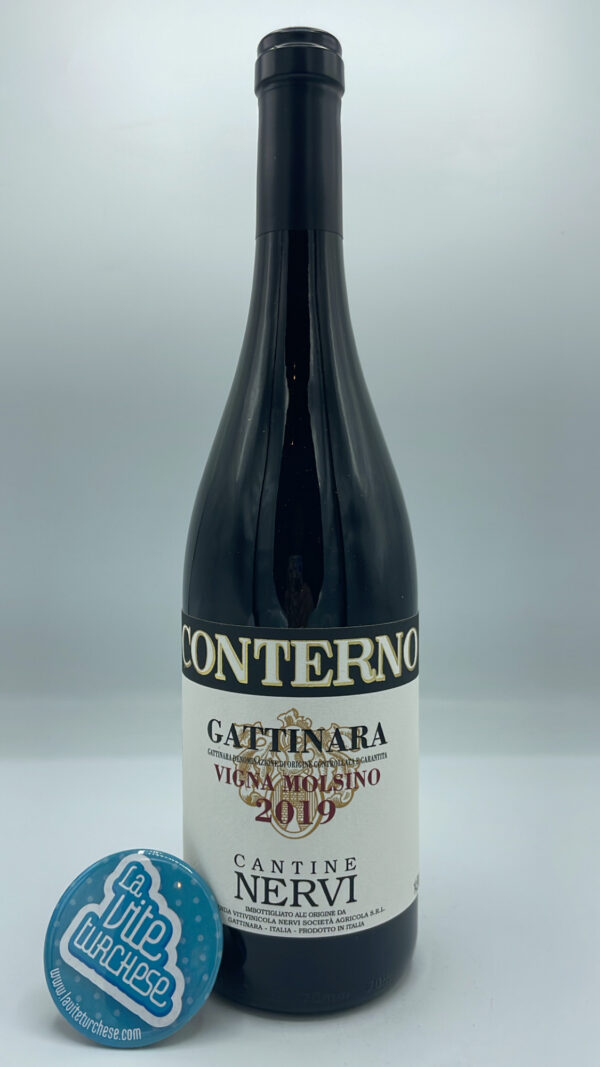 Nervi - Gattinara Vigna Molsino produced in the vineyard of the same name located in Gattinara in northern Piedmont, with southern exposure and soils of volcanic origin.