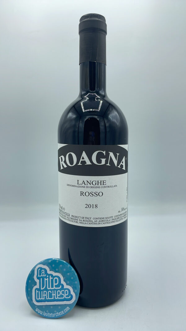 Roagna - Langhe Rosso prodotto con uva nebbiolo proveniente dalla vigna Paje di Barbaresco e Pira di Castiglione Falletto in Barolo.
