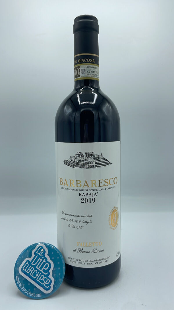 Bruno Giacosa - Barbaresco Rabajà prodotto nell'omonima vigna situata a Barbaresco, esposta a sud ovest, suoli argillosi, 3600 bottiglie prodotte.