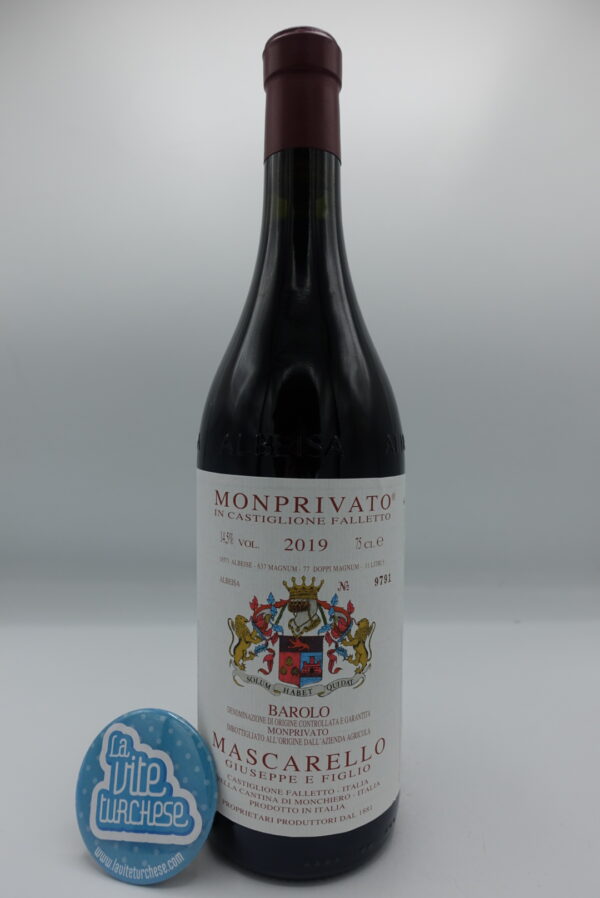 Giuseppe Mascarello – Barolo Monprivato prodotto nell'omonima vigna situata nel comune di Castiglione Falletto, nelle Langhe. 1871 bottiglie prodotte.
