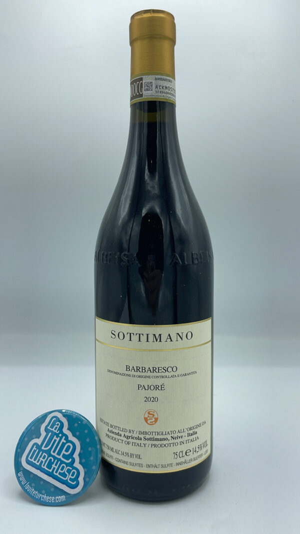 Sottimano - Barbaresco Pajoré produced in the vineyard of the same name located in Treiso, aged for 18 months in used barriques and 18 months in the bottle.