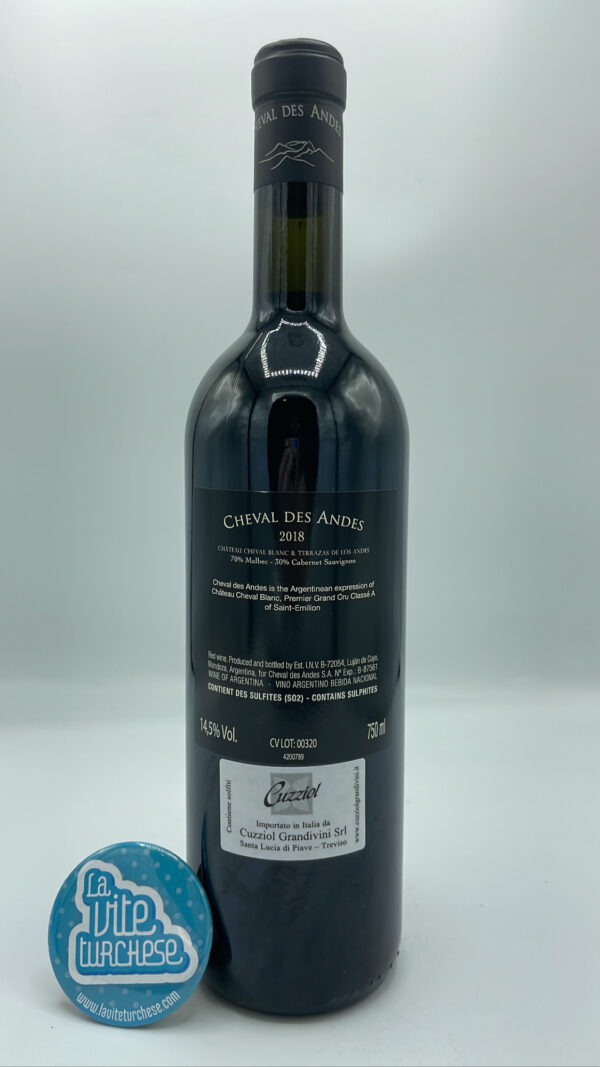 Cheval Des Andes - Mendoza - 2018 - back Cheval Des Andes - Mendoza made from Malbec and Cabernet Sauvignon grapes in the Andes in Argentina thanks to the Bordeaux-based company Chateau Cheval Blanc.