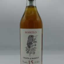 Marolo – Grappa di Barolo 15 anni – 2007 Marolo – Grappa di Barolo 15 anni invecchiata in botti. Vinacce di Barolo del vintage 2007, distillazione discontinua a bagnomaria.