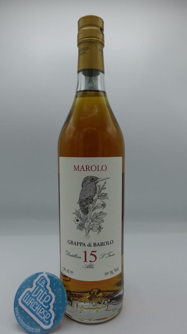 Marolo – Grappa di Barolo 15 anni invecchiata in botti. Vinacce di Barolo del vintage 2007, distillazione discontinua a bagnomaria.