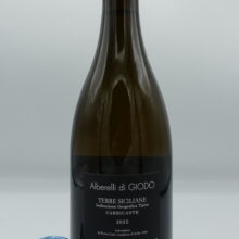 Alberelli di Giodo - Carricante Terre Siciliane – 2022 - back Alberelli di Giodo - Carricante Terre Siciliane prodotto con piante di 50 anni a 900 metri sull'etna, in sole 2500 bottiglie.