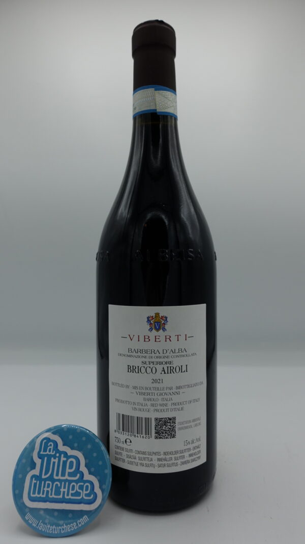 Giovanni Viberti – Barbera d'Alba Superiore Bricco Airoli – 2021 - back Giovanni Viberti – Barbera d'Alba Superiore Bricco Airoli prodotta nella vigna singola Bricco delle Viole con piante di 55 anni situata a Barolo paese.