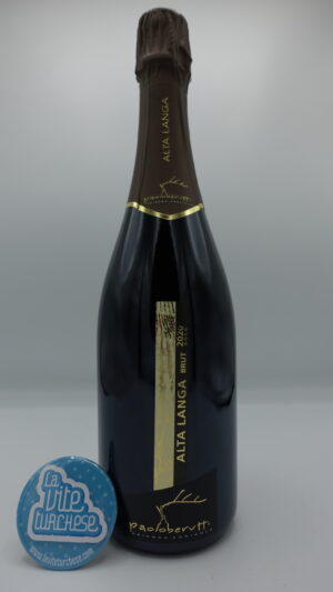 Paolo Berutti - Alta Langa Brut prodotto con solo Pinot Nero a Santo Stefano Belbo, invecchiato per 36 mesi sui lieviti. 6000 bottiglie.