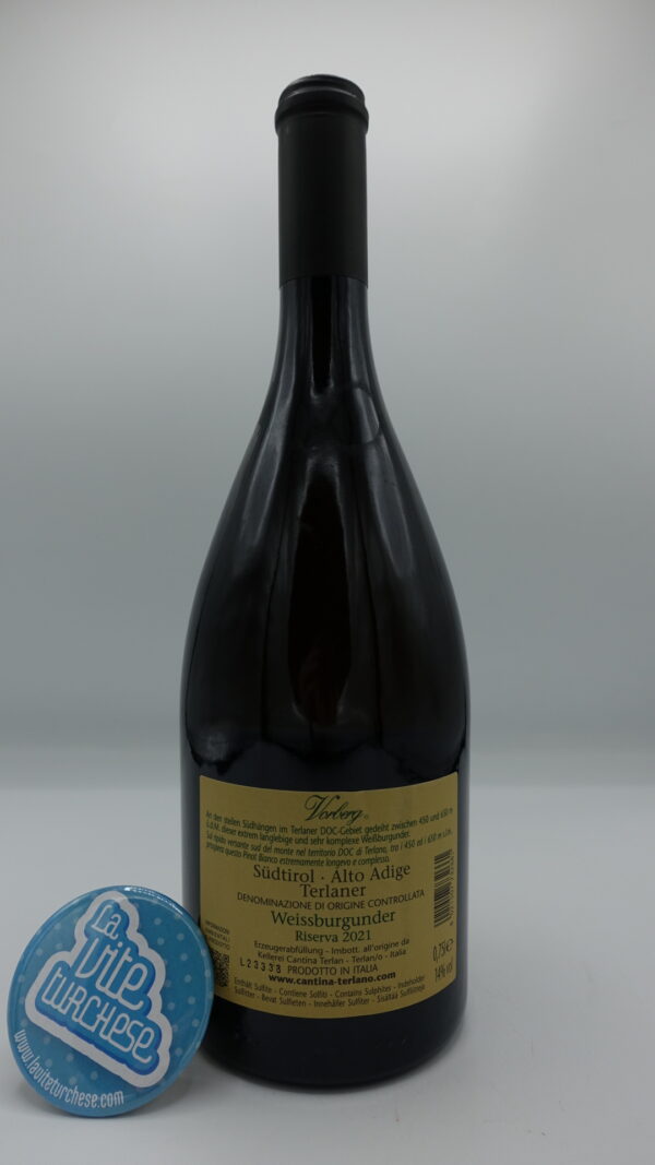 Terlan - Vorberg Riserva Pinot Bianco – 2021 - back Terlan - Vorberg Riserva Pinot Bianco prodotto a Terlano in Alto Adige, con vigne dai 450 ai 650 metri, invecchiato per 1 anno in botte grande.