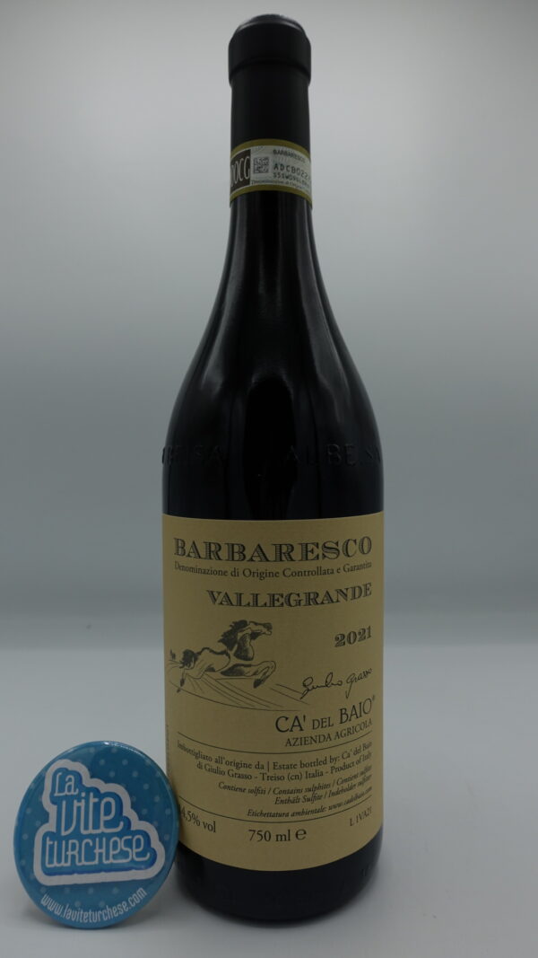 Ca' del Baio - Barbaresco Vallegrande produced in the vineyard of the same name located in Treiso, vinified for 24 months in large barrels.