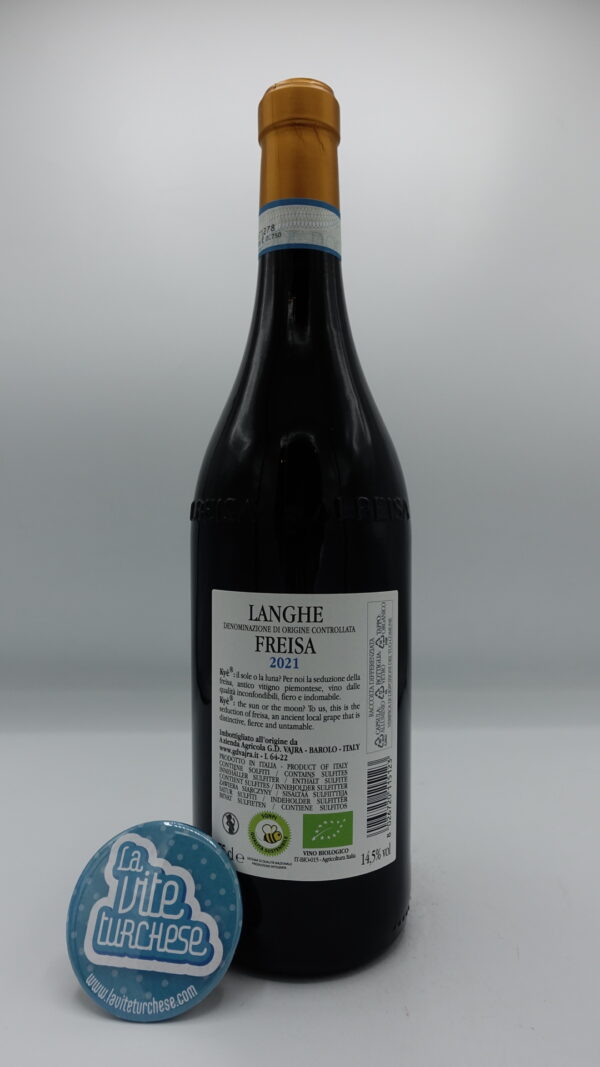 D. Vajra – Langhe Freisa Kyè – 2021 - back G.D. Vajra - Langhe Freisa Kyè, a native Piedmontese grape variety produced in the Bricco delle Viole vineyard in La Morra, aged for 2 years in wooden barrels.