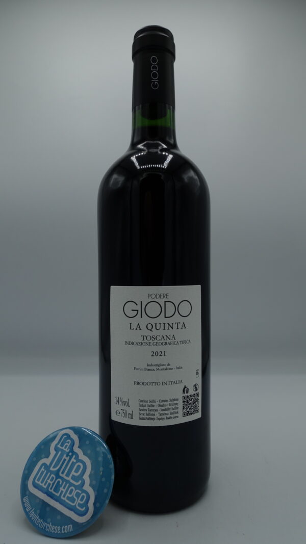 Giodo – La Quinta Toscana Igt – 2021 - back Giodo – La Quinta Toscana Igt prodotto con uva Sangiovese, vinificato per 12 mesi in tonneaux e grandi botti da 2500 litri.