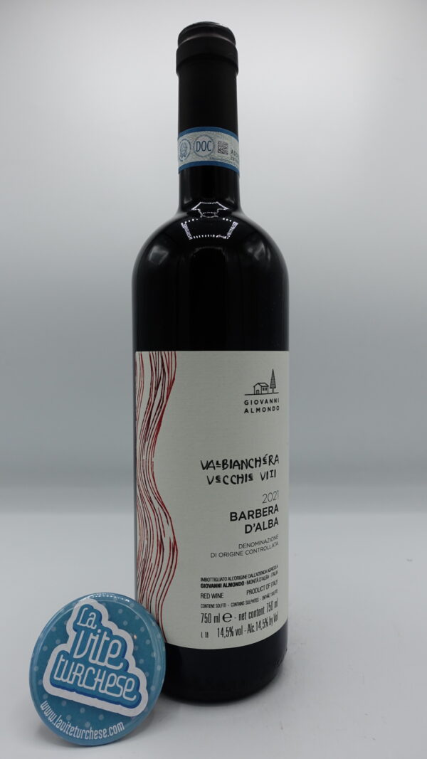 Giovanni Almondo – Barbera d'Alba Valbianchéra Vecchie Viti prodotto con piante di 80 anni a Montà d'Alba nel Roero. 4000 bottiglie.