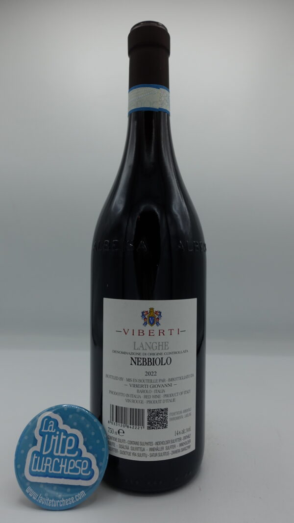 Giovanni Viberti - Langhe Nebbiolo - 2022 - back Giovanni Viberti - Langhe Nebbiolo prodotto con piante giovani nella zona del Barolo, invecchiato per 12 mesi in botti grandi e 12 mesi in vasche di acciaio