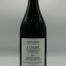 Giulia Negri – Langhe Nebbiolo Pian Delle Mole – 2021 - back Giulia Negri - Langhe Nebbiolo Pian Delle Mole produced in a part of the Serradenari vineyard in La Morra, ages 18 months.
