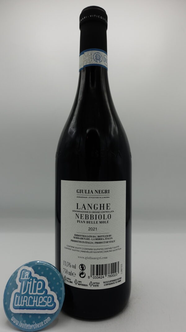 Giulia Negri – Langhe Nebbiolo Pian Delle Mole – 2021 - back Giulia Negri - Langhe Nebbiolo Pian Delle Mole produced in a part of the Serradenari vineyard in La Morra, ages 18 months.