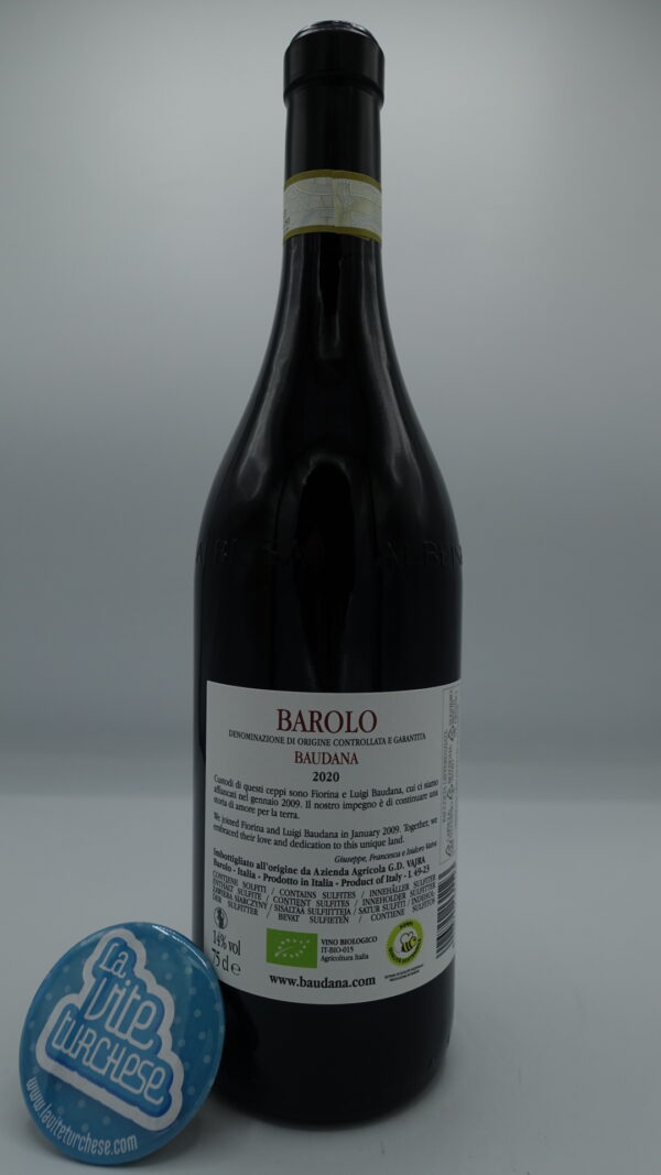 Luigi Baudana – Barolo Baudana prodotto nella medesima vigna situata nel crinale ovest di Serralunga, piante di 50 anni, affinamento in botti grandi.