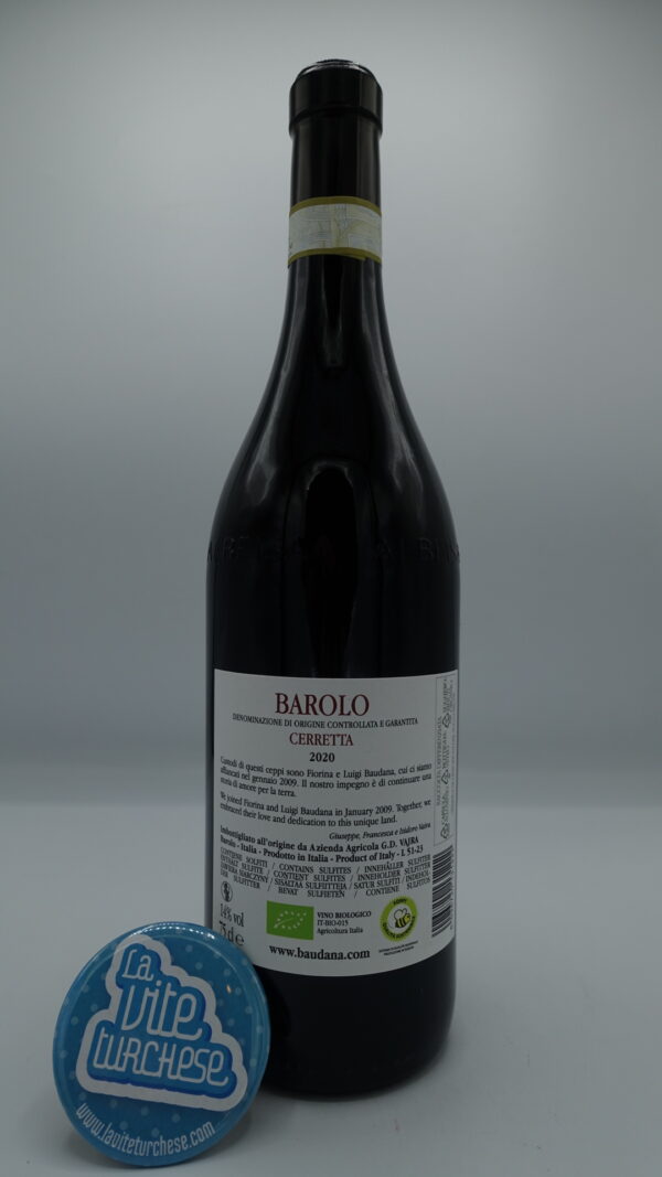 Luigi Baudana – Barolo Cerretta – 2020 - back (1) Luigi Baudana – Barolo Cerretta prodotto nell'omonima vigna situata a Serralunga d'Alba, suoli calcarei, piante degni anni '70. Invecchiamento per 30 mesi.