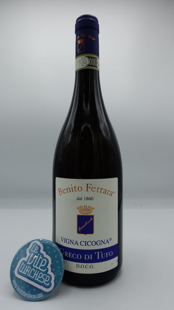 Benito Ferrara – Greco di Tufo Vigna Cicogna prodotto in Irpinia in Campania, vinificato in vasche di acciaio. Fruttato e sapido.