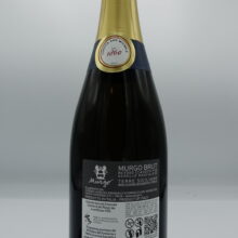 Murgo – Brut Metodo Classico prodotto con uva Nerello Mascalese nel versante est del vulcano Etna, con due anni sui lieviti.
