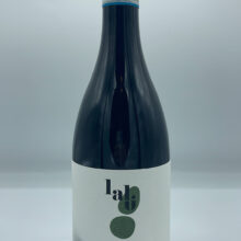 Lalu' - Barbera d'Alba - 2022 Lalu' - Barbera d'Alba - 2022 produced in the San Sebastiano hamlet of Monforte d'Alba in 2000 bottles, aged in cement and barrique.