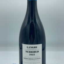 Lalu' - Langhe Nebbiolo DOC prodotto da due giovani ragazze in sole 3000 bottiglie da vigneti situati tra La Morra e Monforte.