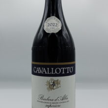 Cavallotto - Barbera d'Alba Vigna Cuculo Superiore prodotto nella vigna Bricco Boschis, con piante di 50 anni e l'affinamento per 18 mesi in botte.