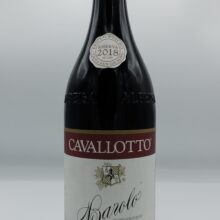 Cavallotto - Barolo Riserva Bricco Boschis Vigna San Giuseppe – 2018 Cavallotto - Barolo Riserva Bricco Boschis Vigna San Giuseppe prodotto nell'omonima vigna situata a Castiglione Falletto, invecchiato per 5 anni.