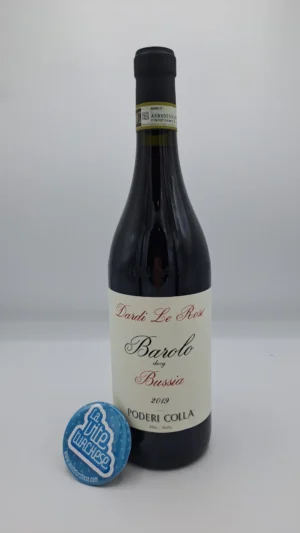 Poderi Colla – Barolo Bussia Dardi le Rose prodotto nell'omonima parcella situata a Monforte, vinificazione tradizionale in grandi botti di rovere.