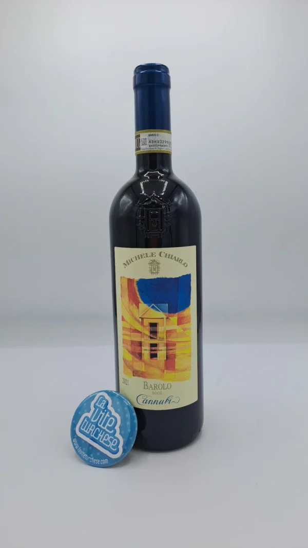 Michele Chiarlo – Barolo Cannubi prodotto nell'omonima vigna situata a Barolo, considerata la migliore per tipologia di suoli con piante di 50 anni.