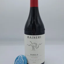 Raineri - Barolo Perno produced in the vineyard of the same name located in Monforte d'Alba, with calcareous clay soils in only 3580 bottles.