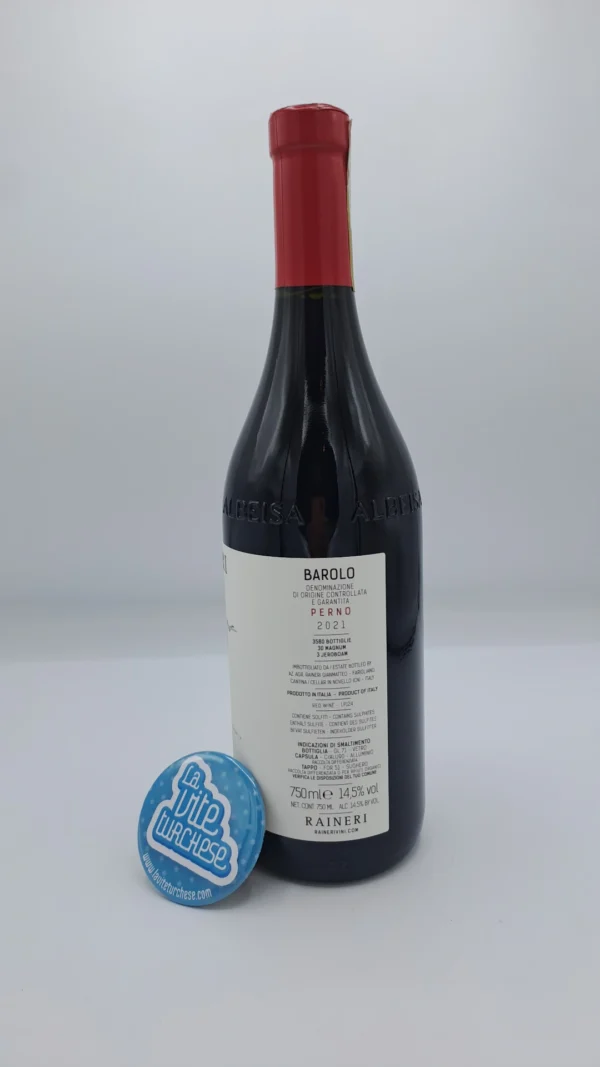 Raineri - Barolo Perno produced in the vineyard of the same name located in Monforte d'Alba, with calcareous clay soils in only 3580 bottles.