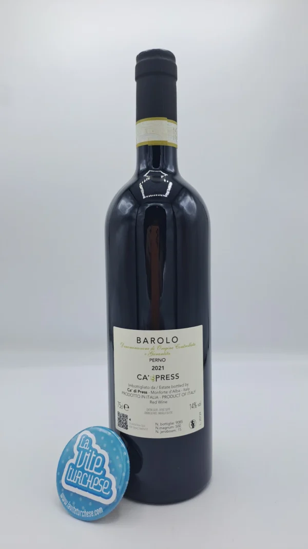 Cà di Press – Barolo Perno prodotto nell'omonima vigna situata a Monforte con il clone Michet, stile tradizionale nella vinificazione. 9000 bottiglie.