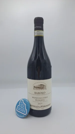 Castello di Verduno – Barolo Monvigliero Riserva vigna grand cru del paese di Verduno, vinificato per 6 anni tra botte grande e bottiglia.