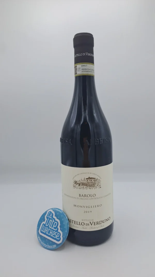 Castello di Verduno – Barolo Monvigliero considerata la migliore vigna di Verduno, grazie all'esposizione più fresca e ai suoli ricchi di sabbia.